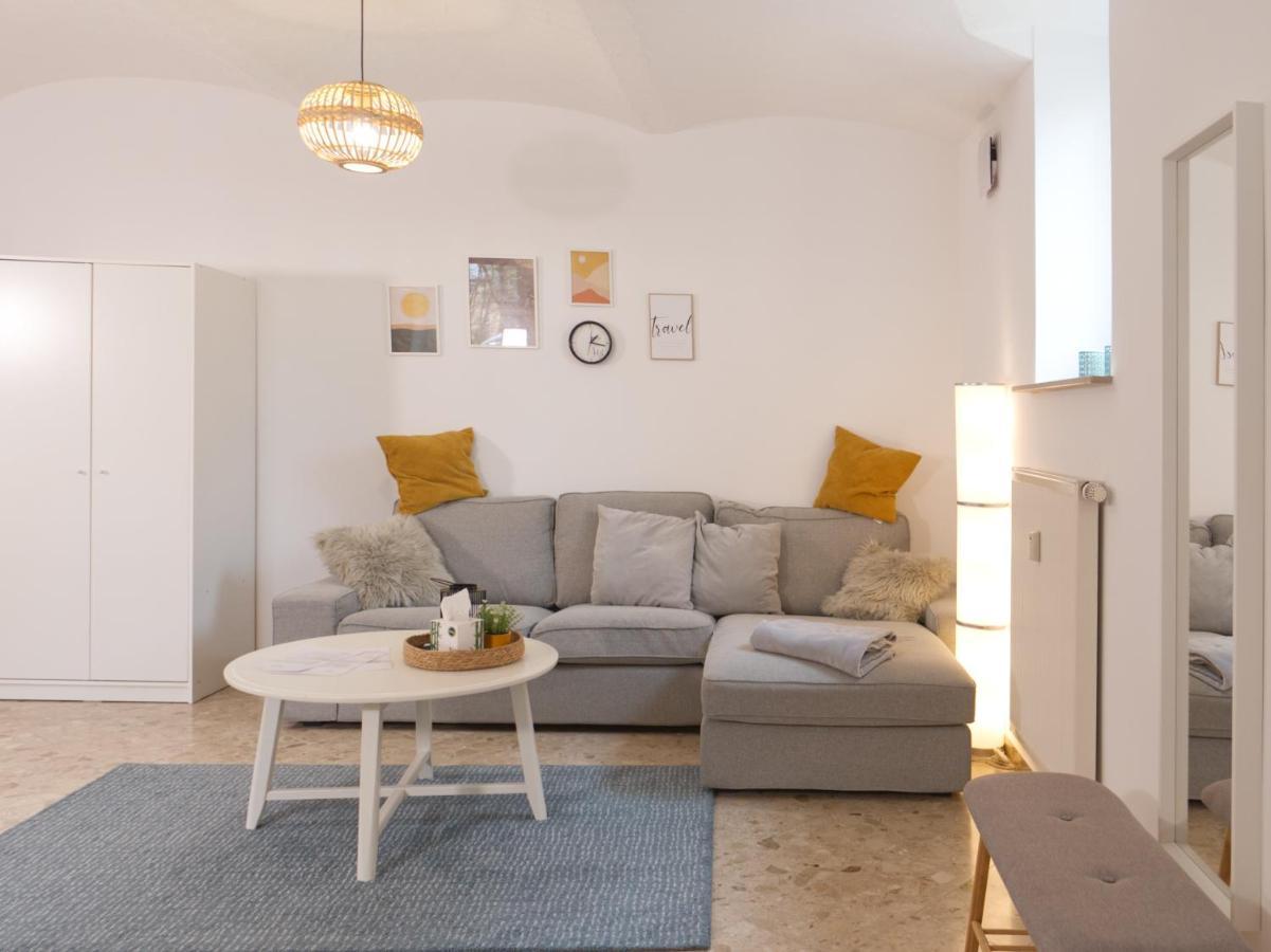 Bohnapartments Elisa - Wohlfuehlapartment Mit 2 Gratis Parkplaetzen Und 3 Schlafzimmern - Wlan - Vollausstattung Эрфурт Экстерьер фото