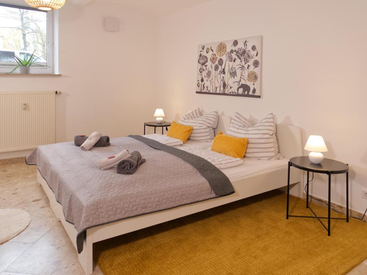 Bohnapartments Elisa - Wohlfuehlapartment Mit 2 Gratis Parkplaetzen Und 3 Schlafzimmern - Wlan - Vollausstattung Эрфурт Экстерьер фото